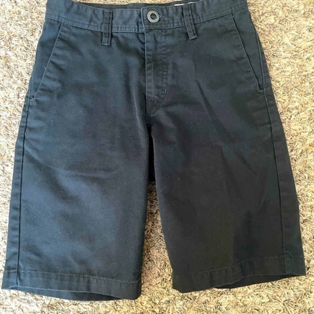 Men/ Boys‎ size 26 Volcom Shorts